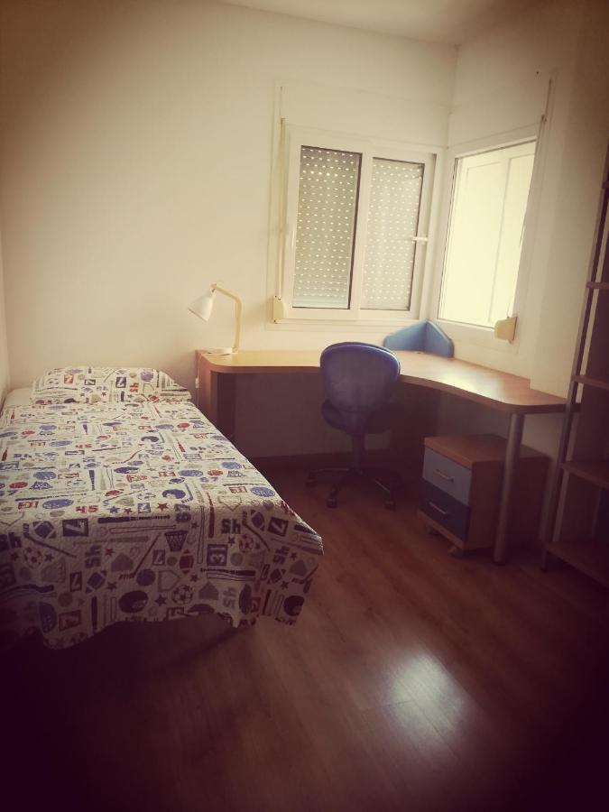 Apartament Apart Figueres Figueres  Zewnętrze zdjęcie
